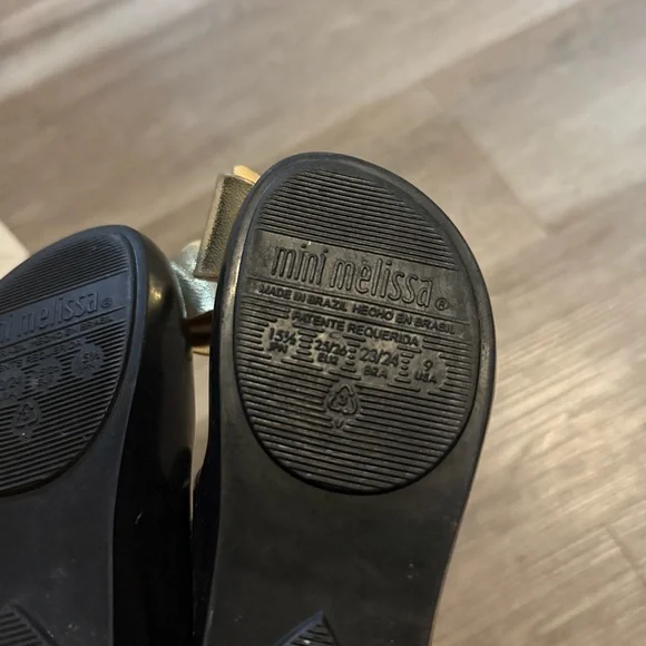 Mini Melissa Ultragirl Classic Mary Jane Flats Black Gold Bow - Picture 6 of 7